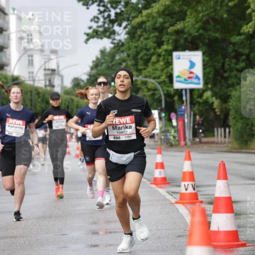 14.06.2026 - REWE Women's Run Jannik Wohlers http://msf.ph/oto/9793716 14.06.2026 09:07:36 Laufen 11141, 10892, 7 meine-sportfotos.de