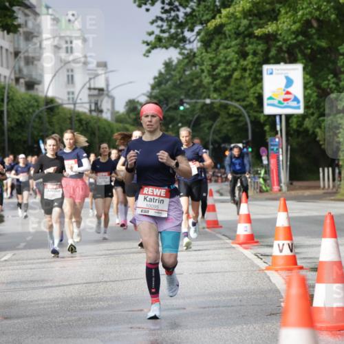 14.06.2026 - REWE Women's Run Jannik Wohlers http://msf.ph/oto/9793791 14.06.2026 09:07:44 Laufen 10233, 657, 10095, 57 meine-sportfotos.de