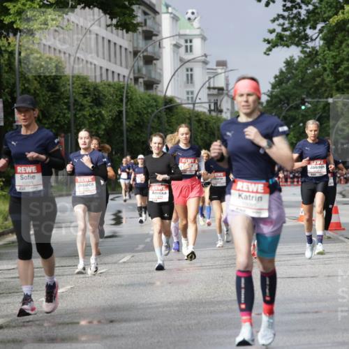 14.06.2026 - REWE Women's Run Jannik Wohlers http://msf.ph/oto/9793838 14.06.2026 09:07:45 Laufen 10233, 10274, 9, 4 meine-sportfotos.de