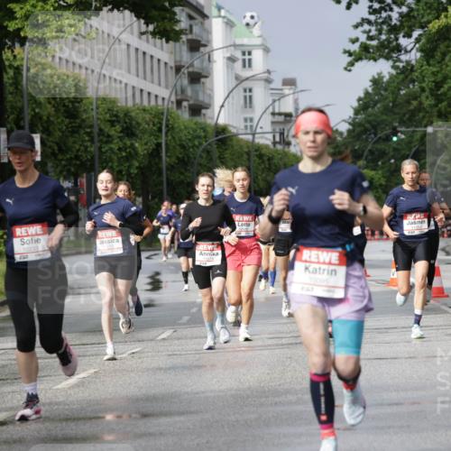 14.06.2026 - REWE Women's Run Jannik Wohlers http://msf.ph/oto/9793864 14.06.2026 09:07:45 Laufen 10233, 7, 10274, 10095, 11351, 9 meine-sportfotos.de