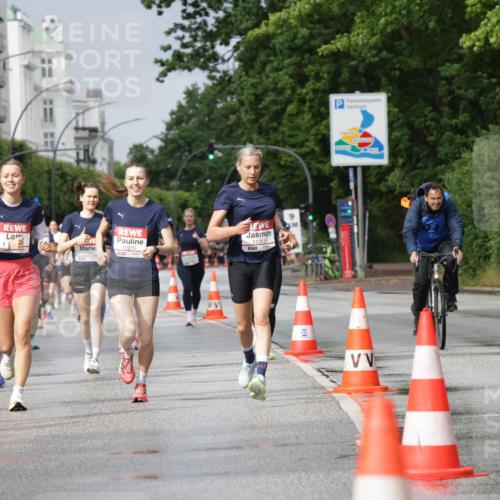 14.06.2026 - REWE Women's Run Jannik Wohlers http://msf.ph/oto/9793903 14.06.2026 09:07:47 Laufen 10274, 10215, 11351, 9 meine-sportfotos.de