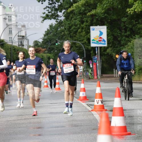 14.06.2026 - REWE Women's Run Jannik Wohlers http://msf.ph/oto/9793932 14.06.2026 09:07:47 Laufen 10274, 10215, 57, 11351 meine-sportfotos.de