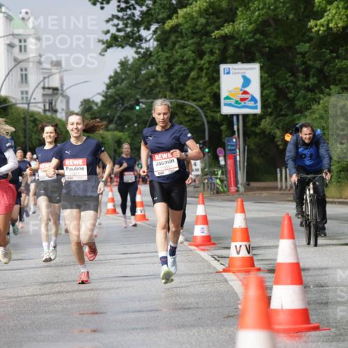 14.06.2026 - REWE Women's Run Jannik Wohlers http://msf.ph/oto/9793938 14.06.2026 09:07:47 Laufen 10274, 10215, 11351, 57 meine-sportfotos.de