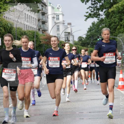 14.06.2026 - REWE Women's Run Jannik Wohlers http://msf.ph/oto/9793993 14.06.2026 09:07:49 Laufen 10430, 7, 10274, 10215, 10929, 91, 11351 meine-sportfotos.de