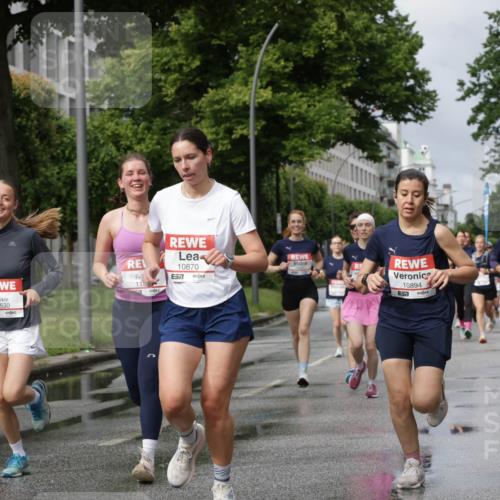 14.06.2026 - REWE Women's Run Jannik Wohlers http://msf.ph/oto/9794094 14.06.2026 09:08:07 Laufen 11530, 7, 115, 10870, 57, 10894 meine-sportfotos.de