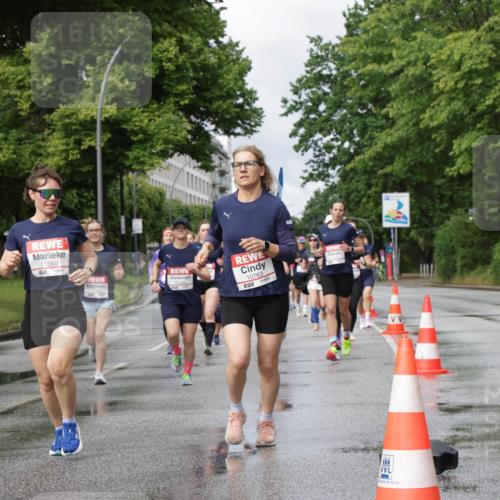 14.06.2026 - REWE Women's Run Jannik Wohlers http://msf.ph/oto/9794101 14.06.2026 09:08:10 Laufen 10650, 11360, 677, 10763, 68, 93, 02, 22 meine-sportfotos.de
