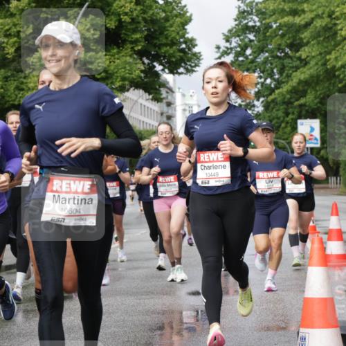 14.06.2026 - REWE Women's Run Jannik Wohlers http://msf.ph/oto/9794173 14.06.2026 09:08:15 Laufen 10299, 7, 10604, 10618, 10449, 57, 1014 meine-sportfotos.de