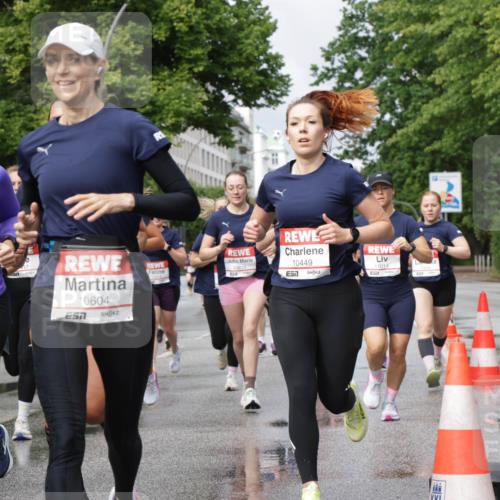 14.06.2026 - REWE Women's Run Jannik Wohlers http://msf.ph/oto/9794176 14.06.2026 09:08:15 Laufen 11014, 10299, 10604, 10618, 10449, 57 meine-sportfotos.de