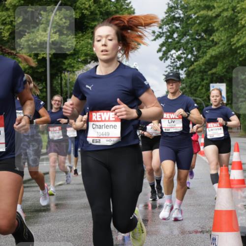 14.06.2026 - REWE Women's Run Jannik Wohlers http://msf.ph/oto/9794193 14.06.2026 09:08:16 Laufen 11388, 10449, 7, 11014 meine-sportfotos.de