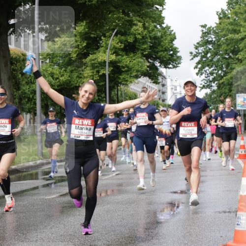 14.06.2026 - REWE Women's Run Jannik Wohlers http://msf.ph/oto/9794344 14.06.2026 09:08:25 Laufen 10935, 10184, 7, 11518, 57, 93, 02, 22 meine-sportfotos.de