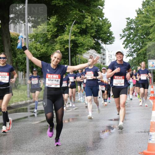 14.06.2026 - REWE Women's Run Jannik Wohlers http://msf.ph/oto/9794348 14.06.2026 09:08:25 Laufen 10935, 10184, 7, 11518, 7 meine-sportfotos.de