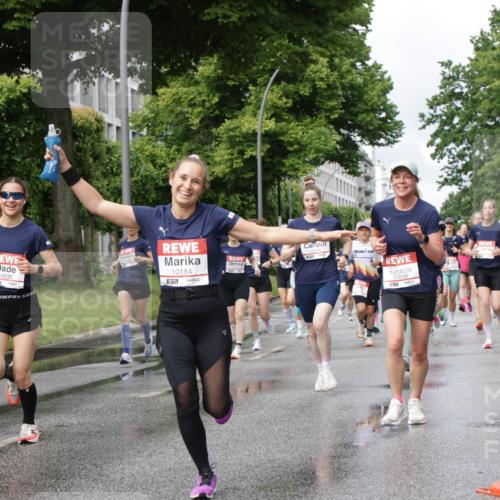 14.06.2026 - REWE Women's Run Jannik Wohlers http://msf.ph/oto/9794361 14.06.2026 09:08:25 Laufen 10935, 10184, 57, 10115, 11518, 651, 893, 02, 22 meine-sportfotos.de