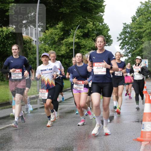 14.06.2026 - REWE Women's Run Jannik Wohlers http://msf.ph/oto/9794456 14.06.2026 09:08:29 Laufen 10102, 517, 10465, 10782, 10781, 11395 meine-sportfotos.de