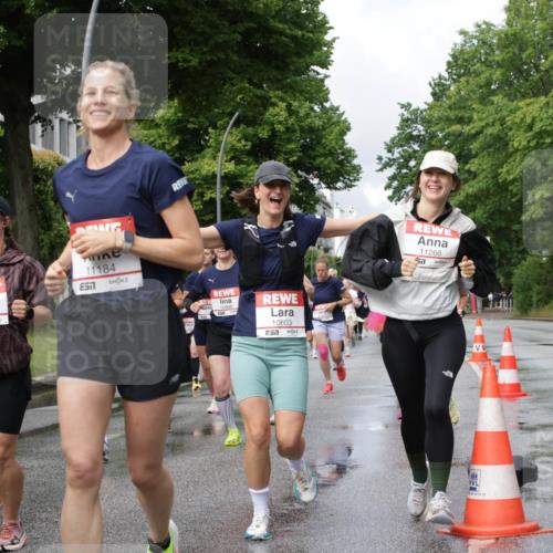 14.06.2026 - REWE Women's Run Jannik Wohlers http://msf.ph/oto/9794501 14.06.2026 09:08:32 Laufen 10192, 11184, 7, 10896, 10803, 11266, 302, 22 meine-sportfotos.de