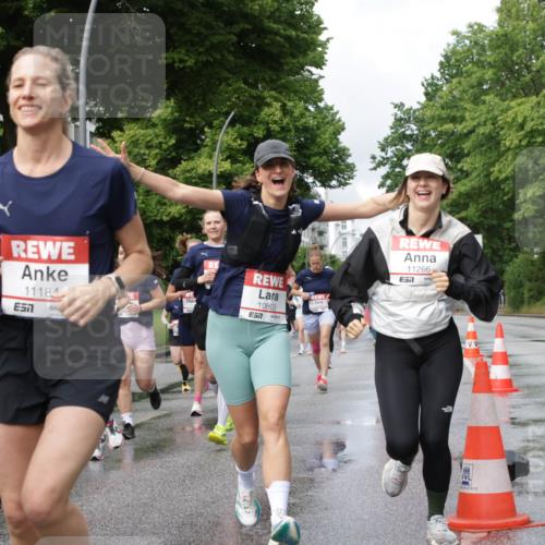14.06.2026 - REWE Women's Run Jannik Wohlers http://msf.ph/oto/9794510 14.06.2026 09:08:32 Laufen 10192, 11184, 10803, 7, 11266, 57 meine-sportfotos.de