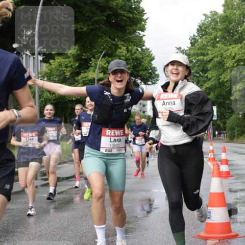 14.06.2026 - REWE Women's Run Jannik Wohlers http://msf.ph/oto/9794523 14.06.2026 09:08:32 Laufen 11184, 0422, 108, 11526, 10803, 7, 10266, 302, 22 meine-sportfotos.de