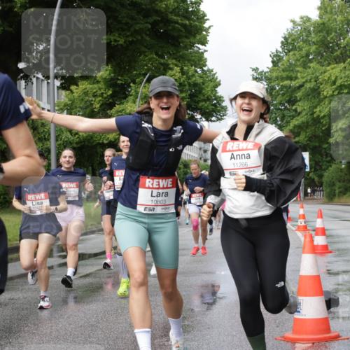 14.06.2026 - REWE Women's Run Jannik Wohlers http://msf.ph/oto/9794526 14.06.2026 09:08:32 Laufen 111, 10422, 1526, 7, 10803, 7, 11266 meine-sportfotos.de