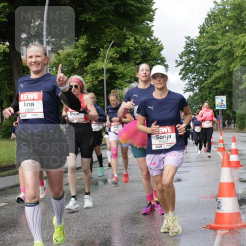 14.06.2026 - REWE Women's Run Jannik Wohlers http://msf.ph/oto/9794542 14.06.2026 09:08:34 Laufen 11526, 10896, 57, 10204, 10144, 657 meine-sportfotos.de