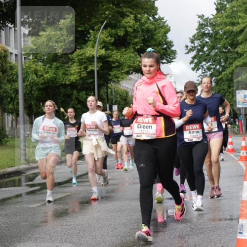 14.06.2026 - REWE Women's Run Jannik Wohlers http://msf.ph/oto/9794590 14.06.2026 09:08:38 Laufen 10134, 133, 11273, 7, 10699, 690, 02, 22 meine-sportfotos.de