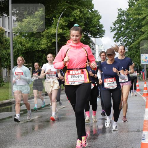 14.06.2026 - REWE Women's Run Jannik Wohlers http://msf.ph/oto/9794603 14.06.2026 09:08:38 Laufen 10133, 11273, 57, 10699 meine-sportfotos.de