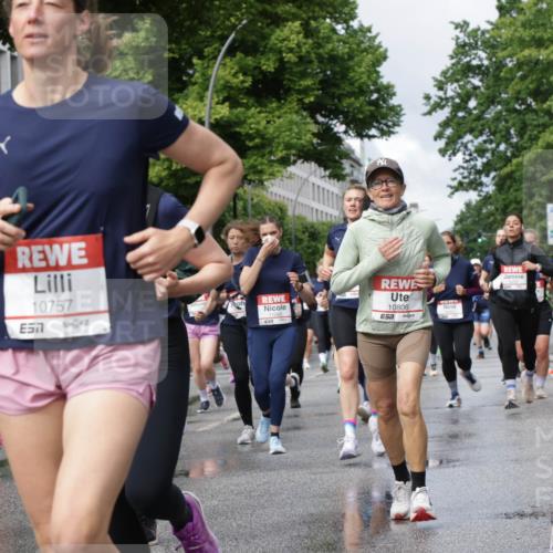 14.06.2026 - REWE Women's Run Jannik Wohlers http://msf.ph/oto/9794630 14.06.2026 09:08:41 Laufen 10302, 10757, 57, 10806 meine-sportfotos.de
