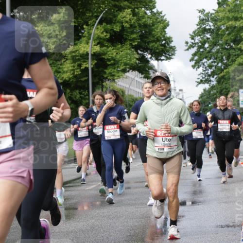 14.06.2026 - REWE Women's Run Jannik Wohlers http://msf.ph/oto/9794640 14.06.2026 09:08:41 Laufen 10757, 510, 10806, 7 meine-sportfotos.de