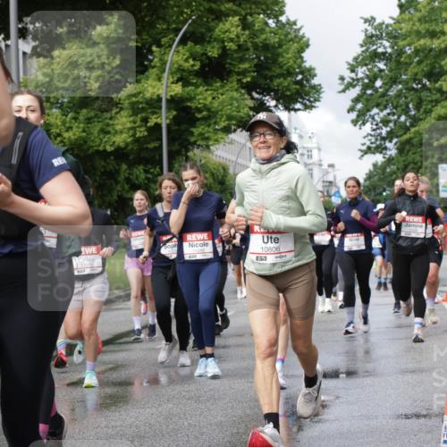 14.06.2026 - REWE Women's Run Jannik Wohlers http://msf.ph/oto/9794649 14.06.2026 09:08:41 Laufen 11510, 11289, 10806, 57 meine-sportfotos.de