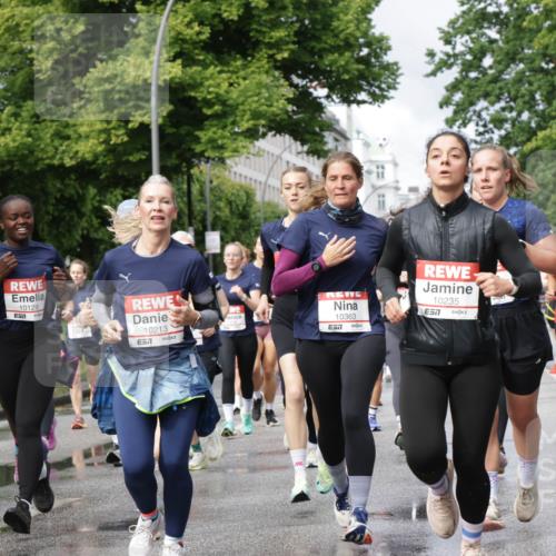 14.06.2026 - REWE Women's Run Jannik Wohlers http://msf.ph/oto/9794663 14.06.2026 09:08:44 Laufen 10129, 10213, 57, 10363, 7, 10235, 7, 10150, 12 meine-sportfotos.de