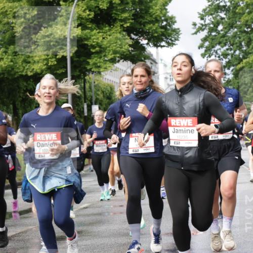 14.06.2026 - REWE Women's Run Jannik Wohlers http://msf.ph/oto/9794685 14.06.2026 09:08:44 Laufen 10129, 102, 57, 57, 10235, 7, 57, 12, 10150 meine-sportfotos.de