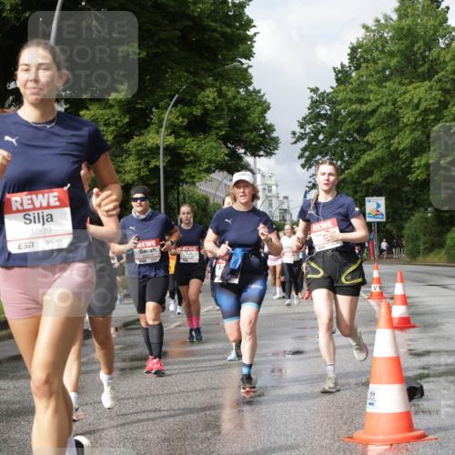 14.06.2026 - REWE Women's Run Jannik Wohlers http://msf.ph/oto/9794763 14.06.2026 09:08:50 Laufen 10356, 11009, 57 meine-sportfotos.de