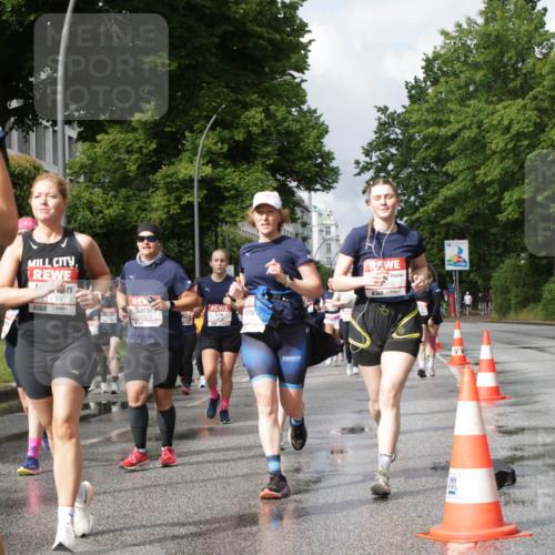 14.06.2026 - REWE Women's Run Jannik Wohlers http://msf.ph/oto/9794776 14.06.2026 09:08:50 Laufen 657, 1009, 1135, 651 meine-sportfotos.de