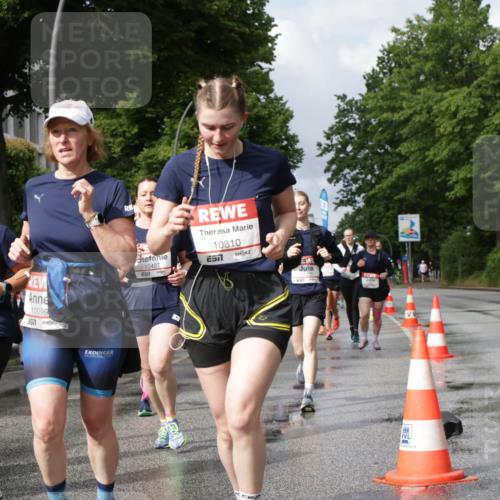 14.06.2026 - REWE Women's Run Jannik Wohlers http://msf.ph/oto/9794802 14.06.2026 09:08:51 Laufen 10372, 7, 10099, 10810, 10427, 93, 02, 22 meine-sportfotos.de