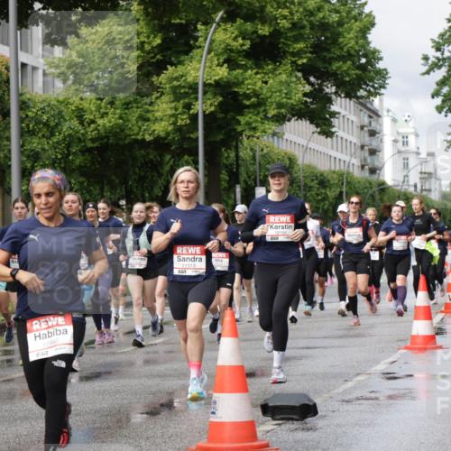 14.06.2026 - REWE Women's Run Jannik Wohlers http://msf.ph/oto/9794845 14.06.2026 09:09:05 Laufen 11313, 10986, 577, 5, 10156 meine-sportfotos.de