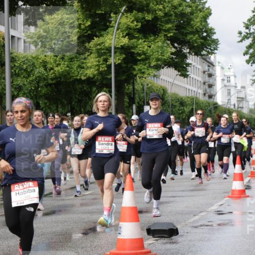 14.06.2026 - REWE Women's Run Jannik Wohlers http://msf.ph/oto/9794847 14.06.2026 09:09:05 Laufen 10986, 7, 11313, 10156 meine-sportfotos.de