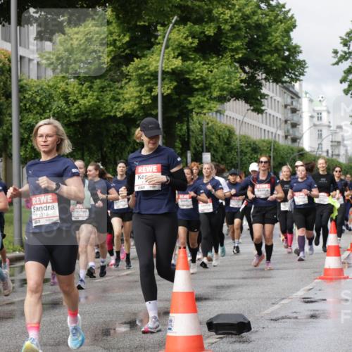 14.06.2026 - REWE Women's Run Jannik Wohlers http://msf.ph/oto/9794870 14.06.2026 09:09:06 Laufen 10636, 11319, 11313, 6677, 11354, 36597 meine-sportfotos.de