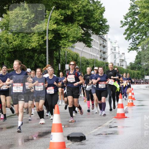 14.06.2026 - REWE Women's Run Jannik Wohlers http://msf.ph/oto/9794902 14.06.2026 09:09:08 Laufen 10424, 11354, 11055, 11016, 10173 meine-sportfotos.de