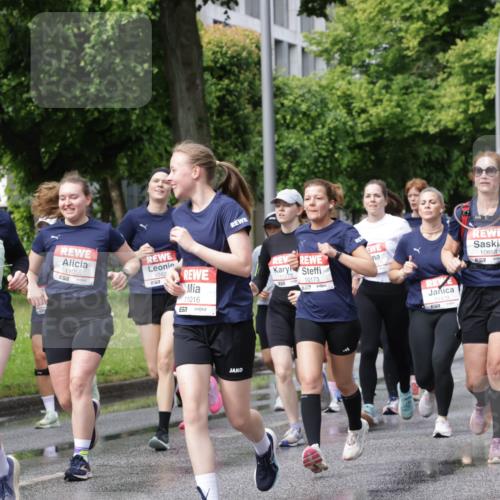 14.06.2026 - REWE Women's Run Jannik Wohlers http://msf.ph/oto/9794940 14.06.2026 09:09:10 Laufen 11354, 7, 11055, 1042, 11016, 11272, 10173, 11479, 1517, 10858, 657, 90, 02, 22 meine-sportfotos.de