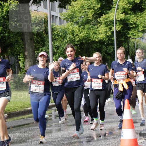 14.06.2026 - REWE Women's Run Jannik Wohlers http://msf.ph/oto/9795102 14.06.2026 09:09:18 Laufen 10611, 7, 11210, 57, 1042, 10835, 57, 11423, 11415, 1097 meine-sportfotos.de