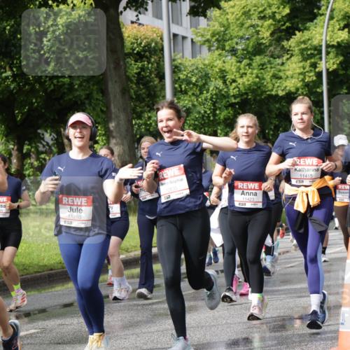 14.06.2026 - REWE Women's Run Jannik Wohlers http://msf.ph/oto/9795128 14.06.2026 09:09:18 Laufen 10899, 11210, 10835, 57, 11423, 57, 11415, 0526 meine-sportfotos.de