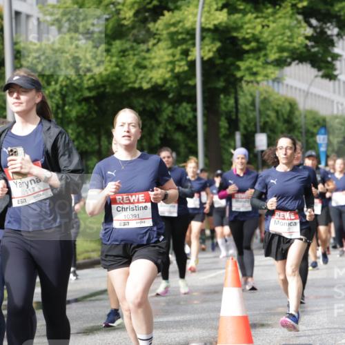 14.06.2026 - REWE Women's Run Jannik Wohlers http://msf.ph/oto/9795298 14.06.2026 09:09:30 Laufen 10117, 7, 10391, 7 meine-sportfotos.de