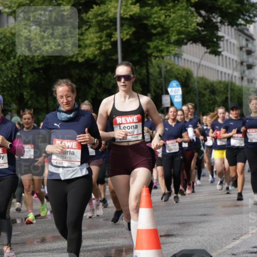 14.06.2026 - REWE Women's Run Jannik Wohlers http://msf.ph/oto/9795388 14.06.2026 09:09:33 Laufen 11383, 10415, 7, 00, 8, 00 meine-sportfotos.de