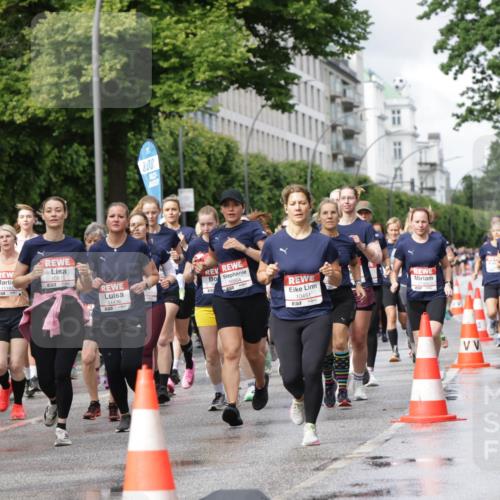 14.06.2026 - REWE Women's Run Jannik Wohlers http://msf.ph/oto/9795415 14.06.2026 09:09:35 Laufen 11013, 7, 10815, 11436, 7, 800, 10554, 10451, 11304 meine-sportfotos.de
