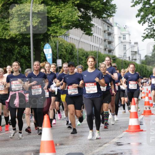 14.06.2026 - REWE Women's Run Jannik Wohlers http://msf.ph/oto/9795420 14.06.2026 09:09:35 Laufen 11012, 50, 11183, 6, 00, 10815, 10554, 10451 meine-sportfotos.de
