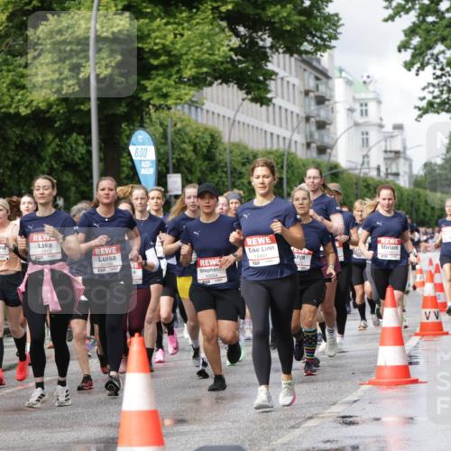 14.06.2026 - REWE Women's Run Jannik Wohlers http://msf.ph/oto/9795425 14.06.2026 09:09:35 Laufen 11013, 57, 10815, 11436, 6, 00, 10554, 10451, 1 meine-sportfotos.de