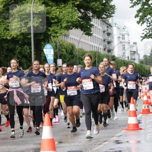 14.06.2026 - REWE Women's Run Jannik Wohlers http://msf.ph/oto/9795427 14.06.2026 09:09:35 Laufen 11013, 10815, 57, 557, 11436, 6, 00, 10451, 57, 10554 meine-sportfotos.de