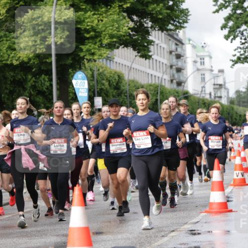 14.06.2026 - REWE Women's Run Jannik Wohlers http://msf.ph/oto/9795429 14.06.2026 09:09:35 Laufen 1013, 6, 00, 10451, 10554, 91, 10815, 7, 11183, 11436, 11304 meine-sportfotos.de