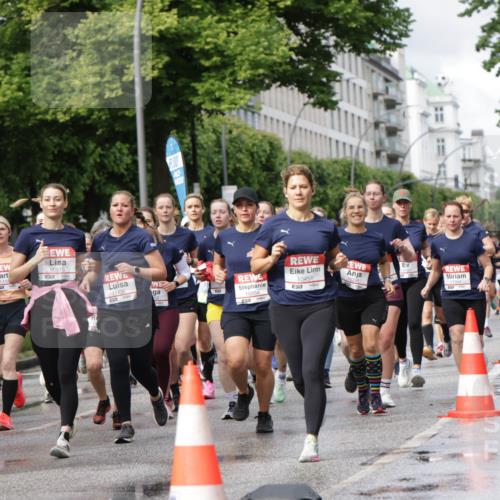 14.06.2026 - REWE Women's Run Jannik Wohlers http://msf.ph/oto/9795445 14.06.2026 09:09:35 Laufen 1118, 11092, 10815, 11436, 10554, 10451 meine-sportfotos.de