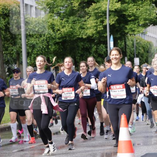 14.06.2026 - REWE Women's Run Jannik Wohlers http://msf.ph/oto/9795472 14.06.2026 09:09:36 Laufen 10170, 57, 11092, 10815, 657, 11436, 7, 10451, 10291 meine-sportfotos.de