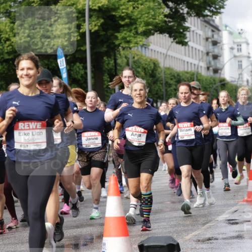 14.06.2026 - REWE Women's Run Jannik Wohlers http://msf.ph/oto/9795478 14.06.2026 09:09:37 Laufen 11436, 657, 177, 10451, 517, 10065, 57, 10291, 11304, 7 meine-sportfotos.de