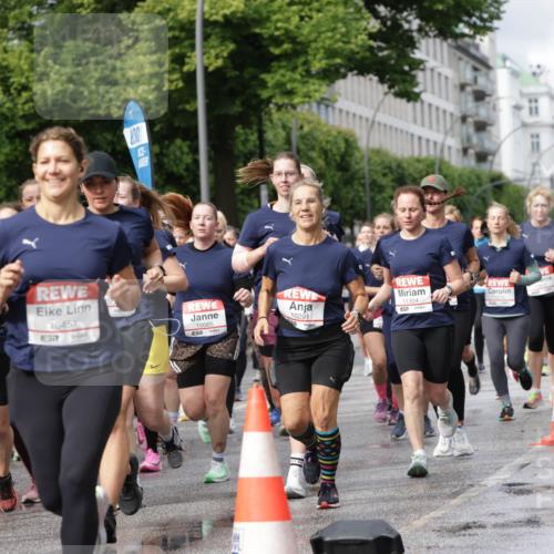 14.06.2026 - REWE Women's Run Jannik Wohlers http://msf.ph/oto/9795480 14.06.2026 09:09:37 Laufen 11229, 11436, 657, 0177, 10451, 7, 10065, 10291, 11304 meine-sportfotos.de